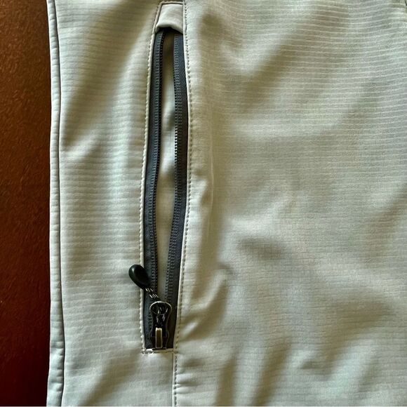 L.L.Bean Men's Jacket Windproof Softshell Coat Size Small Gray - Picture 5 of 10